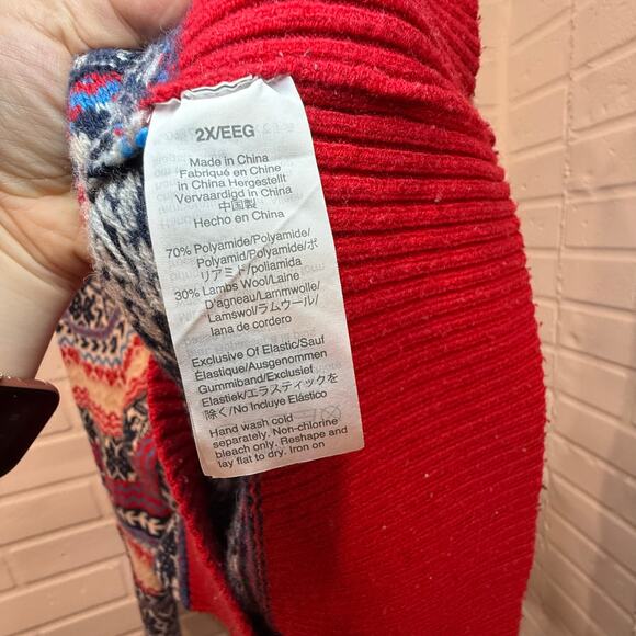 JCrew Fair Isle Crewneck Lambs Wool Blend Sweater 2X Red Navy Winter Christmas - Picture 10 of 16